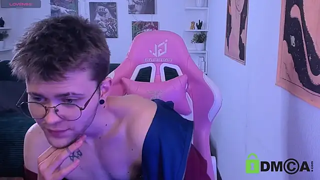 Tomas Norton online show from January 18, 10:56 am