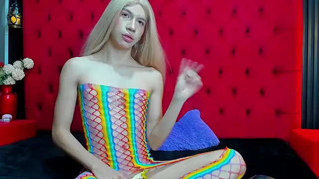 zoe rei online show from April 7, 1:12 pm