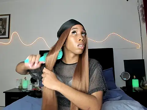 YourDreamReal online show from February 6, 1:11 am