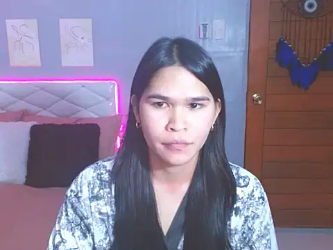 alianabrooks online show from February 1, 7:34 pm