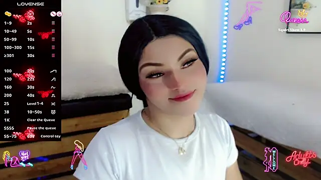 NathalialLooes online show from April 8, 5:53 am