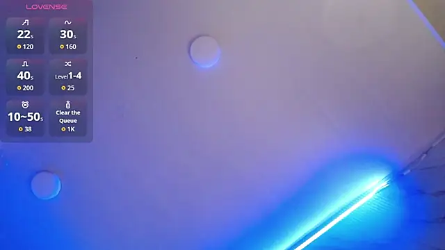 kylievoosx online show from March 11, 2:10 pm