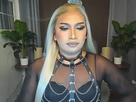 AmandaFlaire  online show from July 8, 12:41 pm