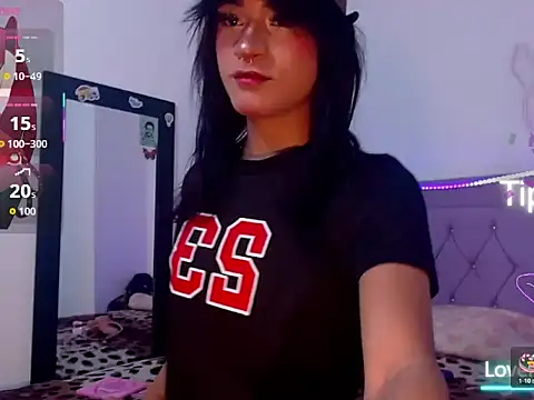 moonlyvelvet online show from February 20, 5:59 pm