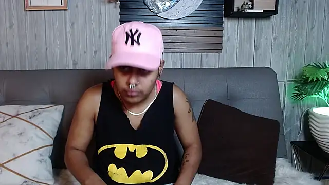 Noha  scott online show from March 16, 2:21 pm