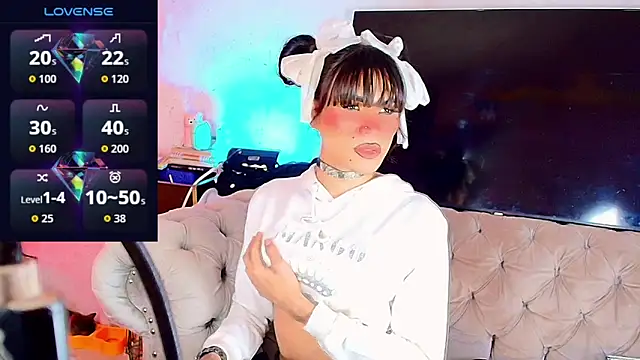 NATHY MENDEZ online show from March 3, 1:56 am