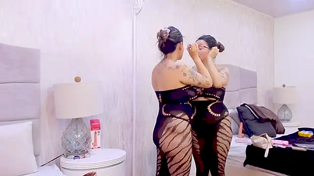 CynthiaMore online show from April 5, 1:20 pm