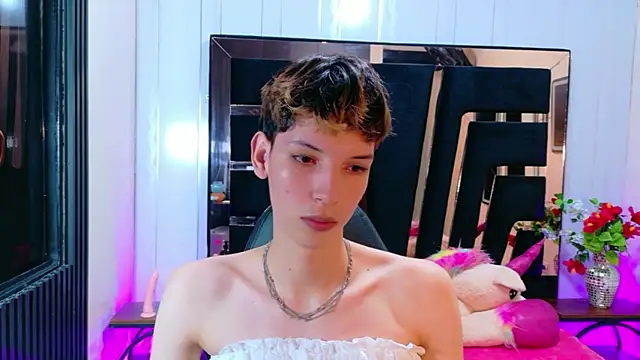 Stefany PiInk online show from March 22, 1:27 pm