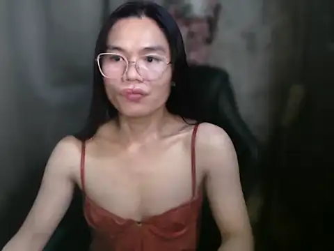 small 13 online show from July 7, 7:29 pm