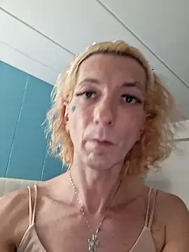 GoddessOfLove882026 online show from April 11, 4:40 am