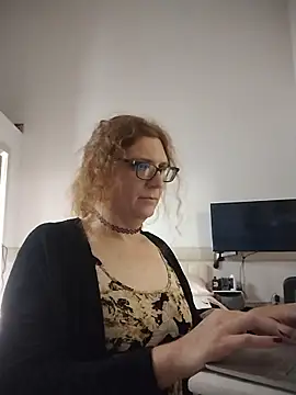 JacquelineStar online show from April 13, 1:15 pm