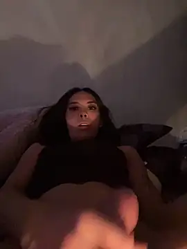 Jeweljozon online show from April 1, 9:45 pm