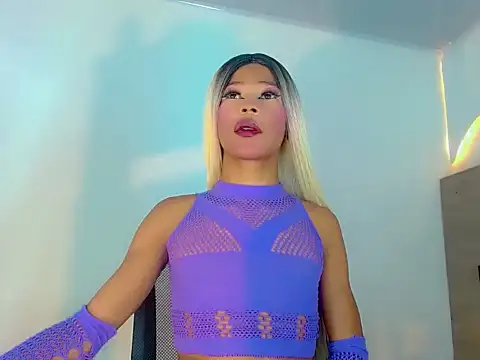 SinnthyaFoxxy online show from April 16, 9:39 pm