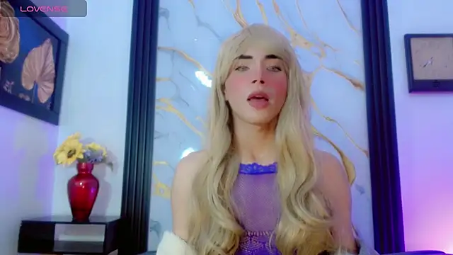 esmeralda negrette online show from April 16, 4:13 am