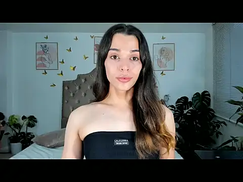 bella grego online show from April 17, 11:06 pm