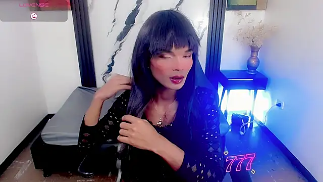  emma miller online show from June 23, 11:40 am