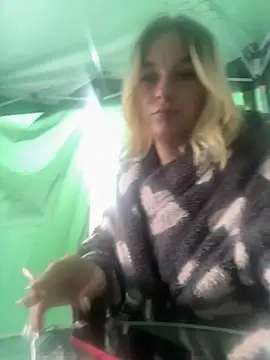 slutytransgal online show from May 19, 5:31 pm