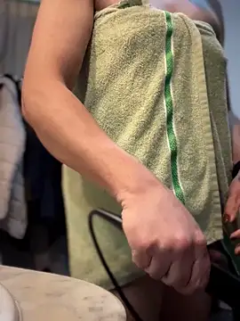 Chic desire online show from February 17, 6:04 pm