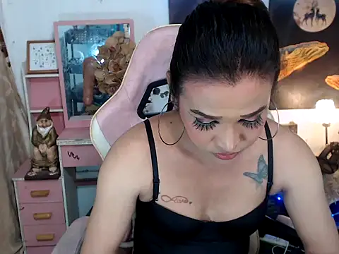 AsianMariaTs online show from November 17, 2:17 pm