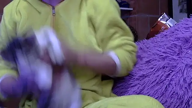 pamelasophia19 online show from October 28, 11:57 pm