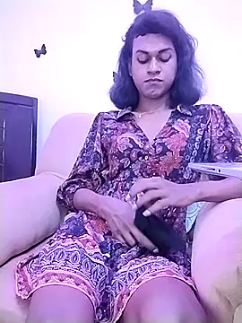 Nisha555 online show from October 25, 6:25 pm