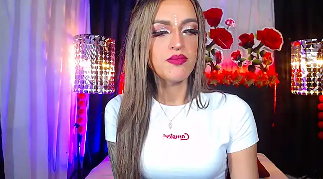 Snapshot of PAULAMISHELSEN chatting on December 5, 3:20 am PAULAMISHELSEN online show from December 5, 3:20 am