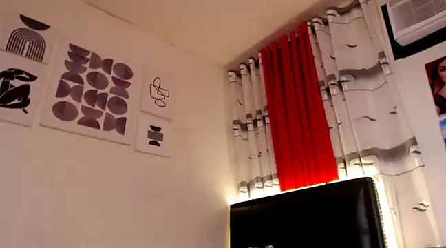 Alluring Lordess online show from December 15, 5:02 am