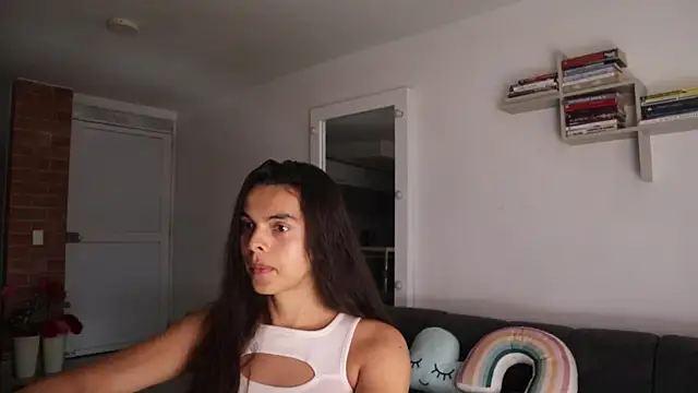  Vahos  online show from March 2, 7:21 pm