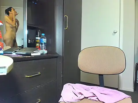 Angelchezcka online show from March 1, 7:47 am