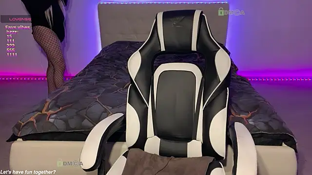 camsmiley online show from March 18, 6:40 pm