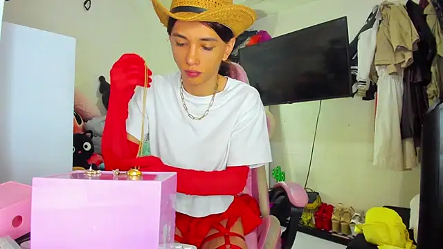 Lawrncesofiets online show from October 24, 5:40 pm