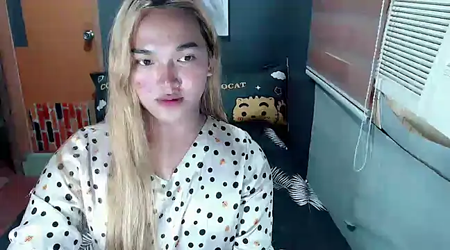 MoaningKylie online show from March 23, 6:26 am