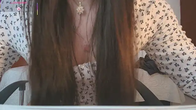 Miley Baker online show from April 7, 4:30 pm