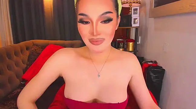 ChalanieFox online show from March 4, 4:49 am