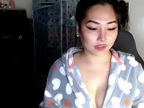 urqueendominant online show from September 24, 5:13 am