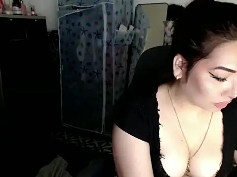 urqueendominant online show from October 9, 5:20 am