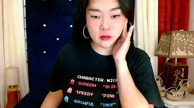 Snapshot of goddessALLURA chatting on March 19, 1:54 am goddessALLURA online show from March 19, 1:54 am