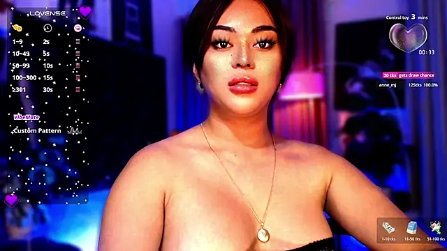 Thalia Cambridge online show from November 8, 10:32 pm