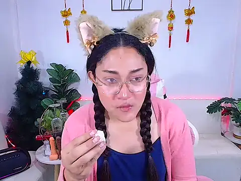 plysaithailand online show from February 19, 12:07 am