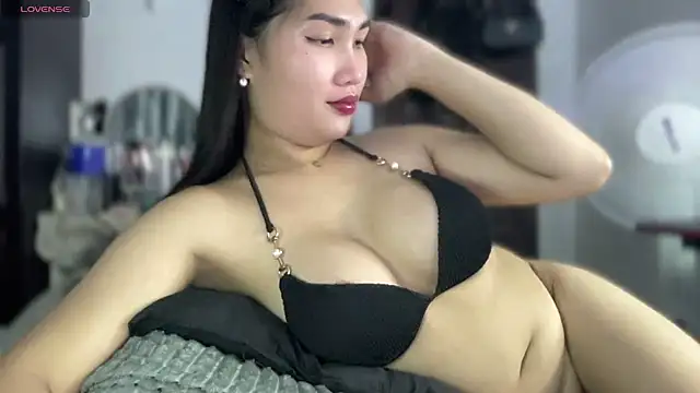 Miss Deliciousness online show from July 4, 4:34 pm