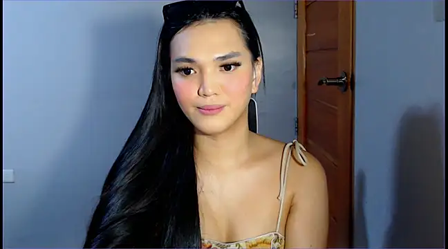 WONDERWOMAN2023 online show from December 26, 1:43 pm