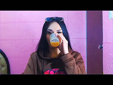 WONDERWOMAN2023 online show from October 6, 8:42 pm