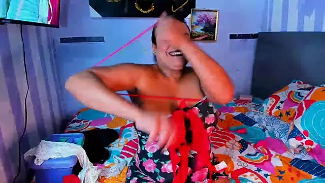 Snapshot of luciana_osorno chatting on February 10, 11:23 pm luciana osorno online show from February 10, 11:23 pm