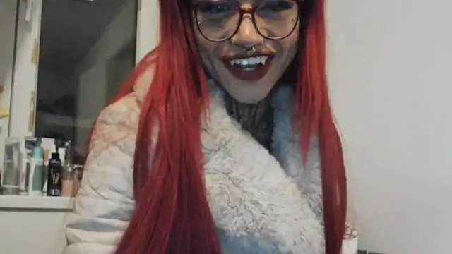 Snapshot of tamarapervert chatting on October 9, 11:16 pm tamarapervert online show from October 9, 11:16 pm