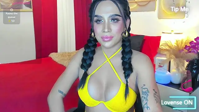 ClassyEllice online show from June 15, 5:04 pm