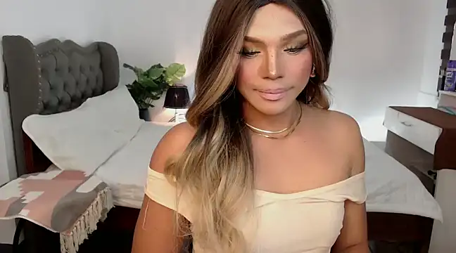 liaa lurrecams online show from January 8, 12:37 pm