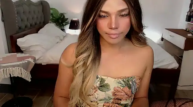 liaa lurrecams online show from January 28, 6:38 am