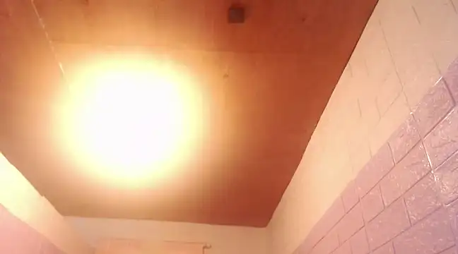 Alwinafox online show from March 9, 9:24 am