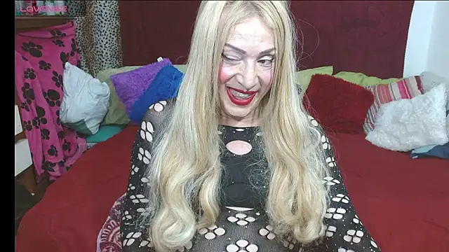 elena evans online show from April 4, 6:17 pm