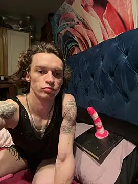 AshtonChicken online show from February 17, 7:27 am